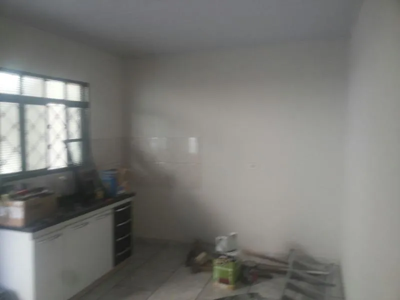 Casa à venda — foto 2 de 4