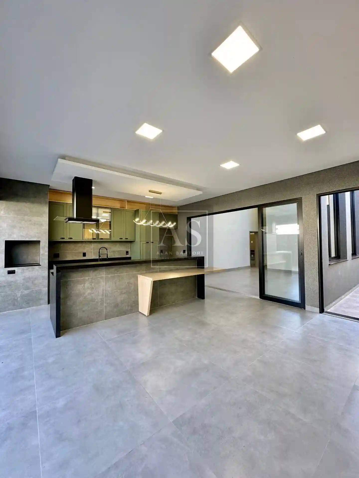 Casa de Condomínio com 3 quartos à venda, 225m² — foto 16 de 28