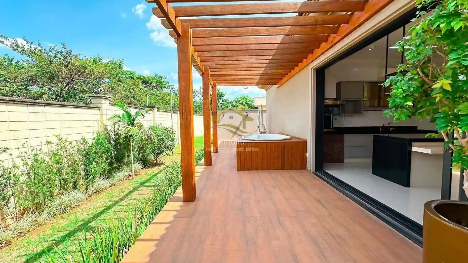 Casa de Condomínio com 4 quartos à venda, 320m² — foto 17 de 20