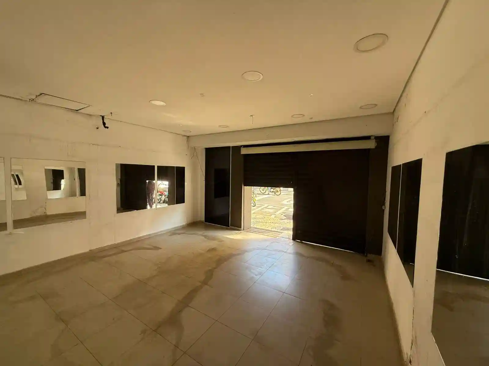 Loja / Salão / Ponto Comercial  para aluguel, 75m² — foto 15 de 17