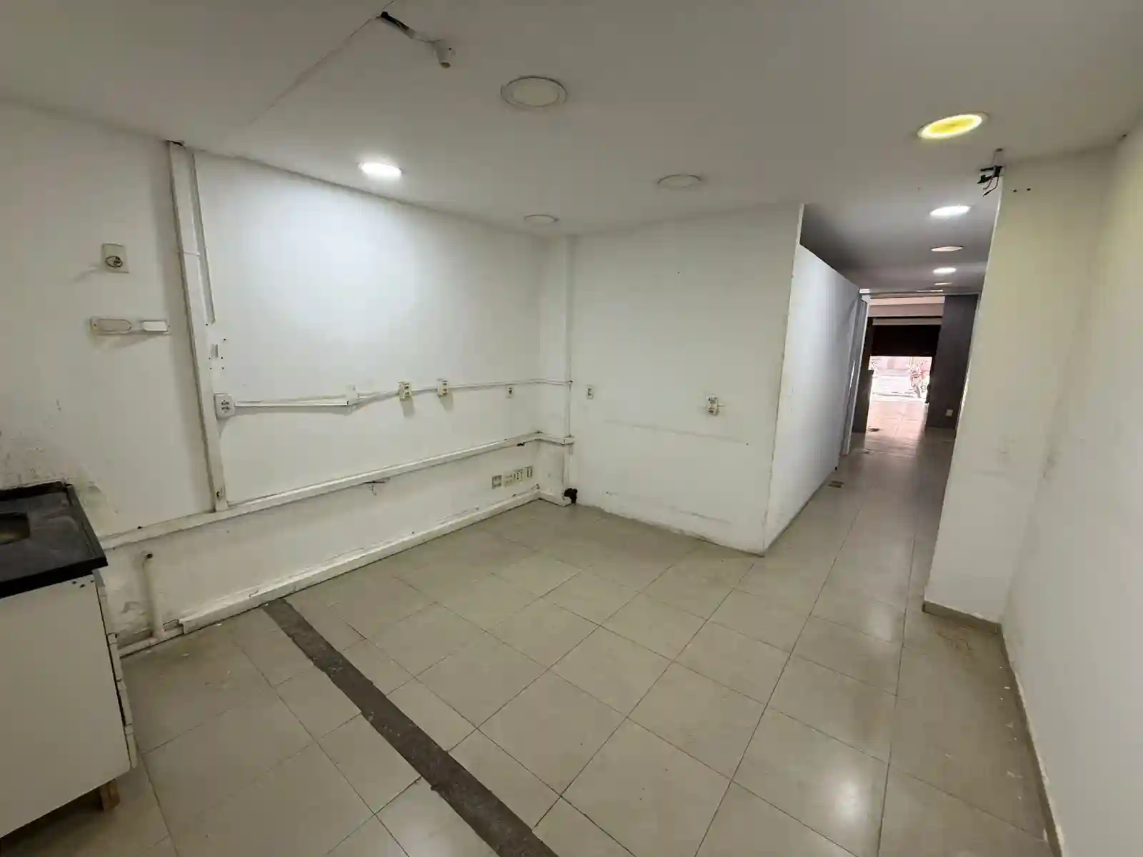 Loja / Salão / Ponto Comercial  para aluguel, 75m² — foto 13 de 17