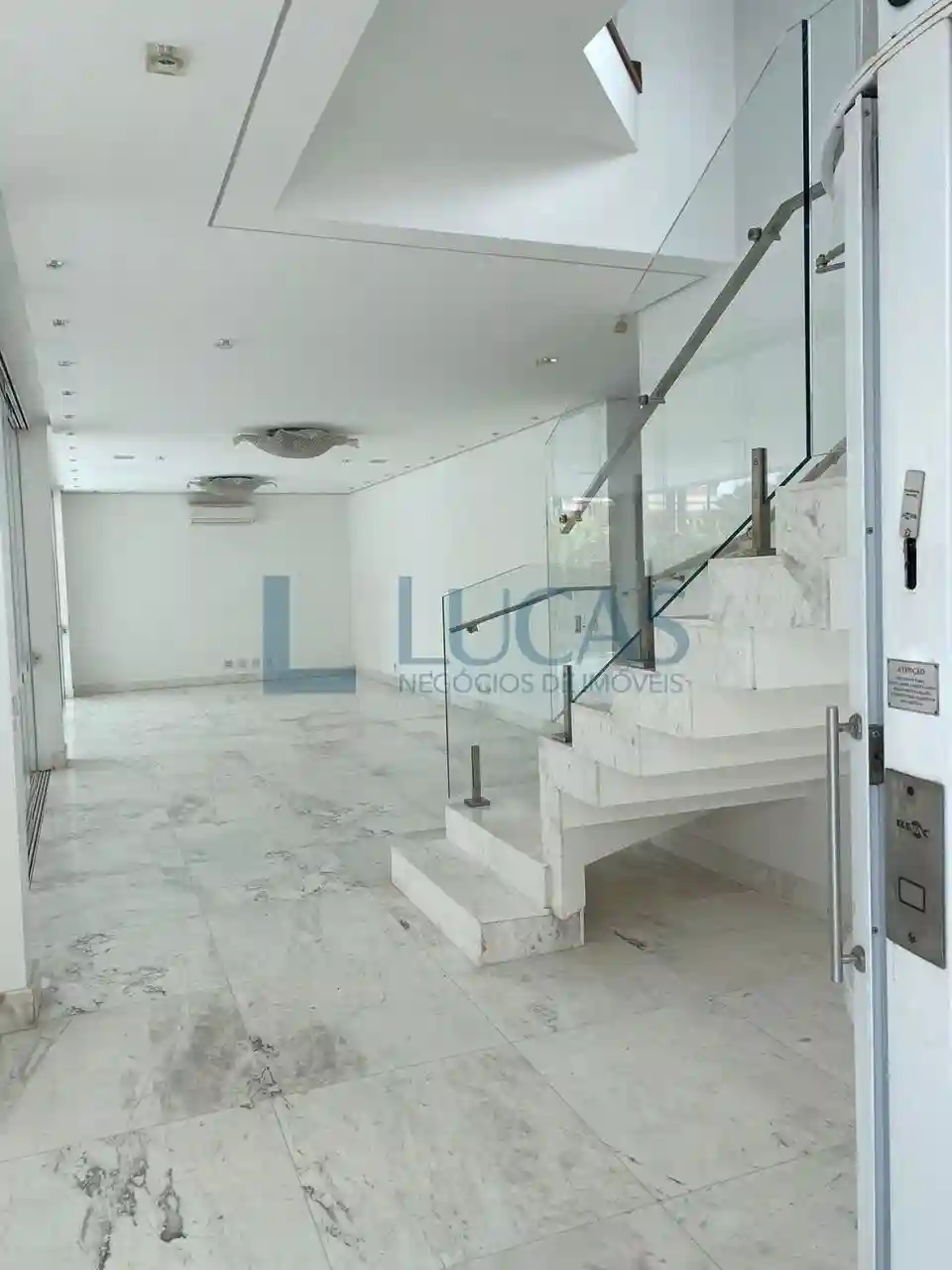 Casa de Condomínio com 4 quartos à venda, 505m² — foto 9 de 28