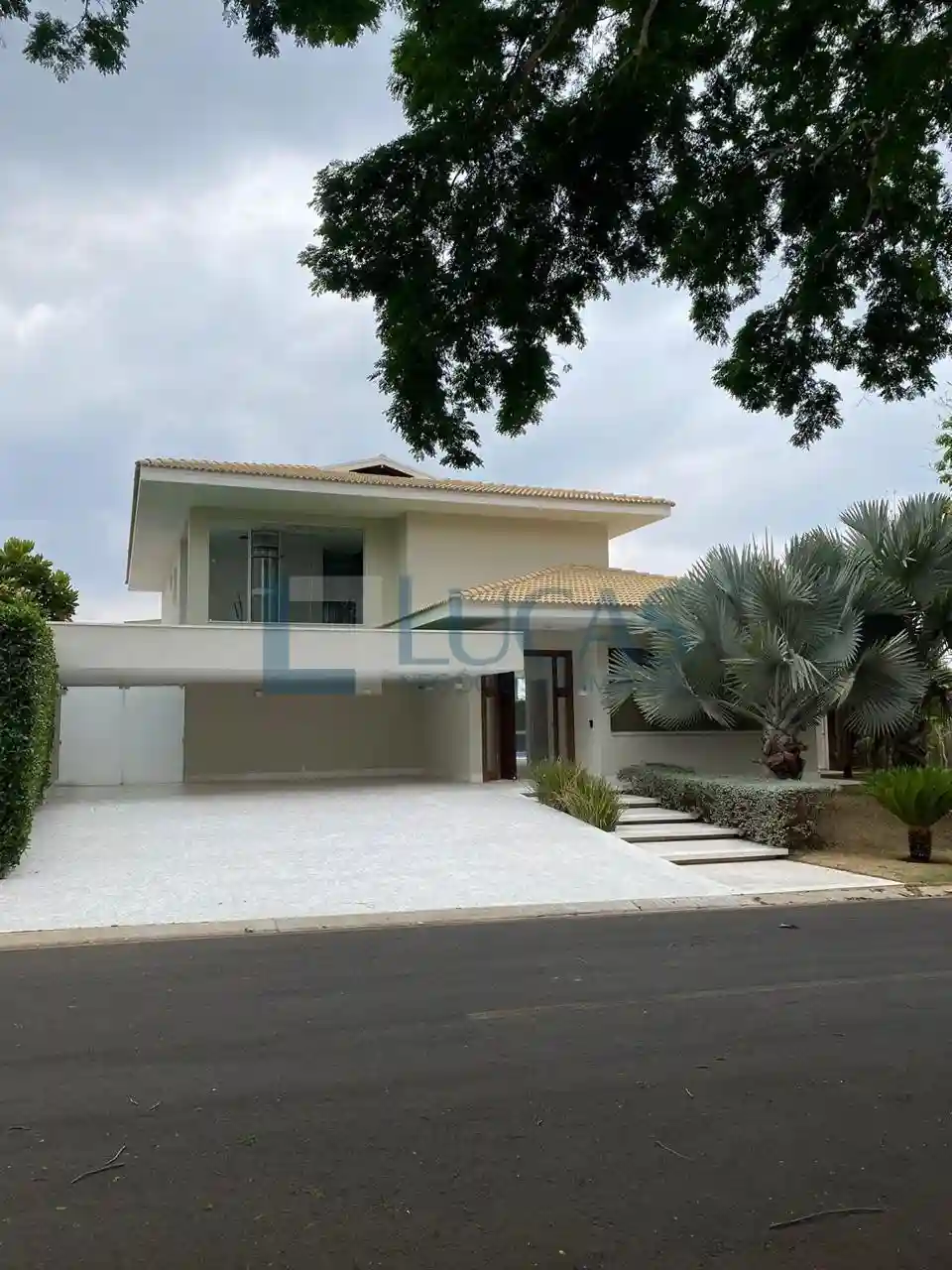 Casa de Condomínio com 4 quartos à venda, 505m² — foto 2 de 28