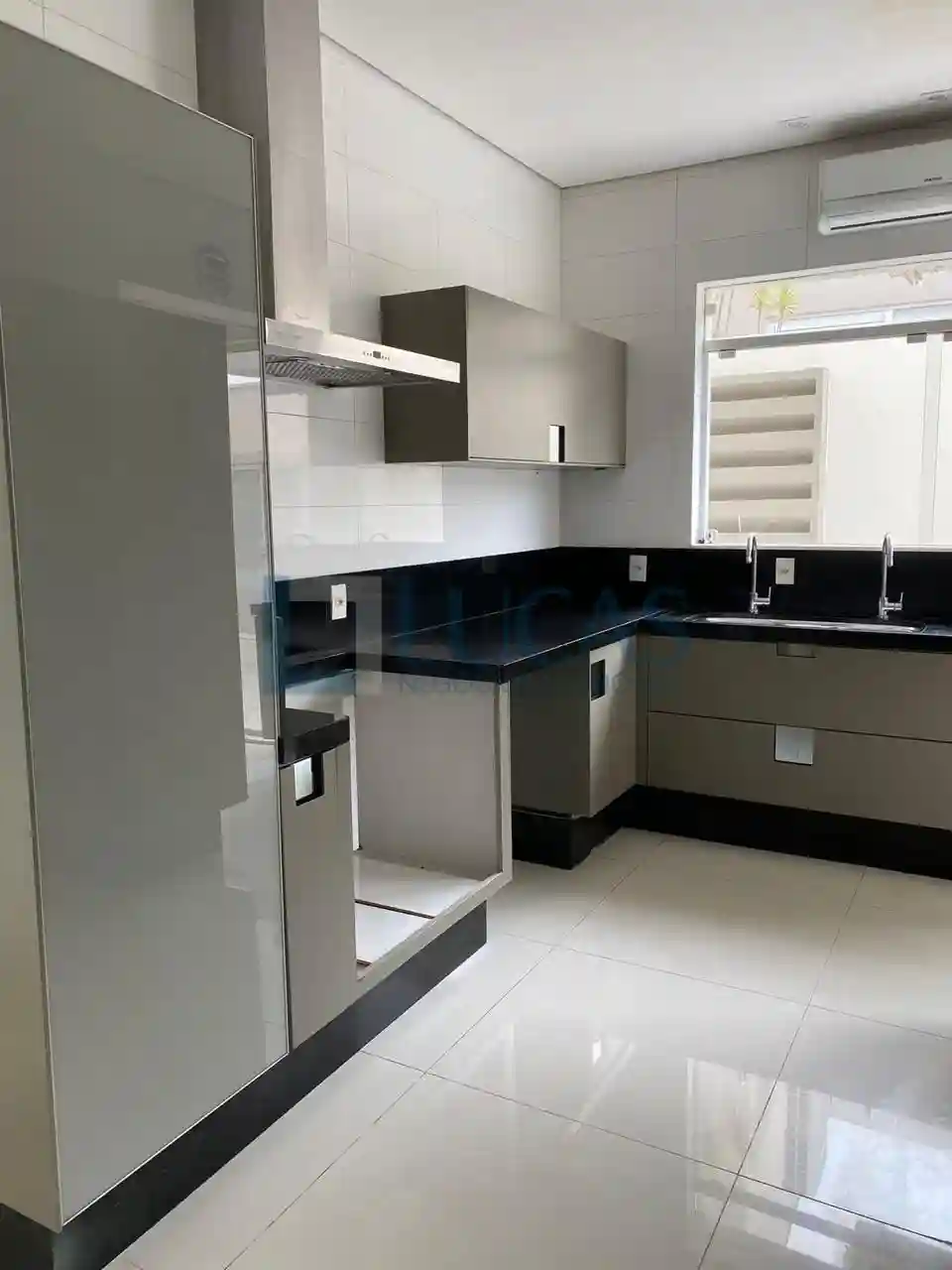 Casa de Condomínio com 4 quartos à venda, 505m² — foto 13 de 28