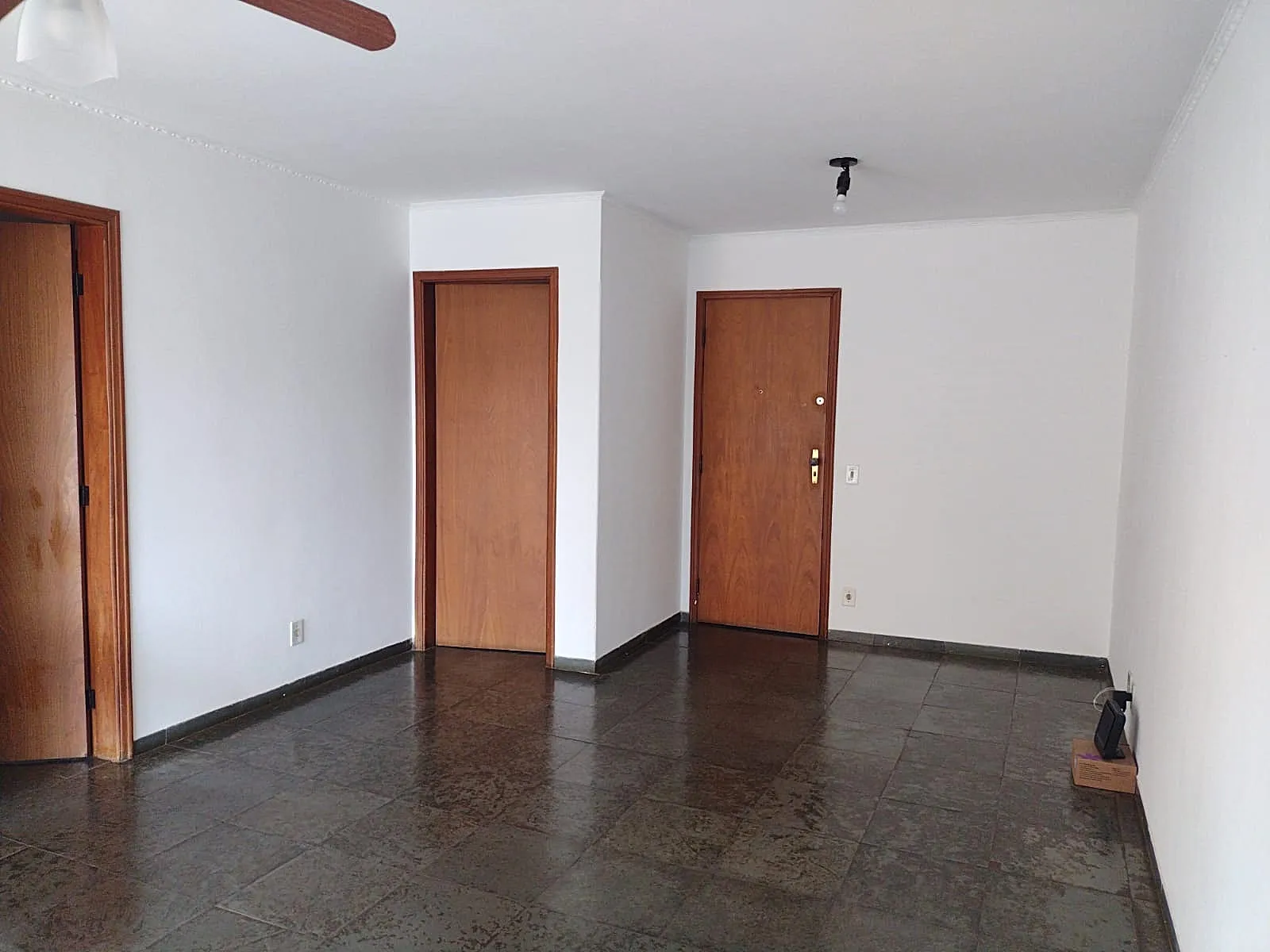 Apartamento com 2 quartos para aluguel, 65m² — foto 3 de 17