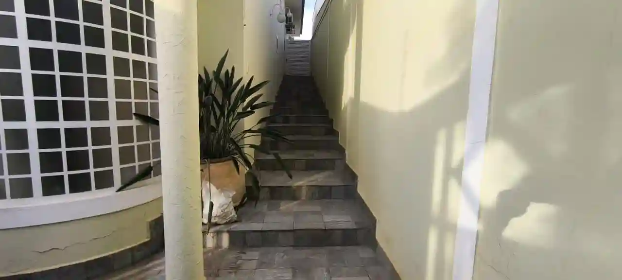 Casa com 3 quartos à venda, 420m² — foto 21 de 23