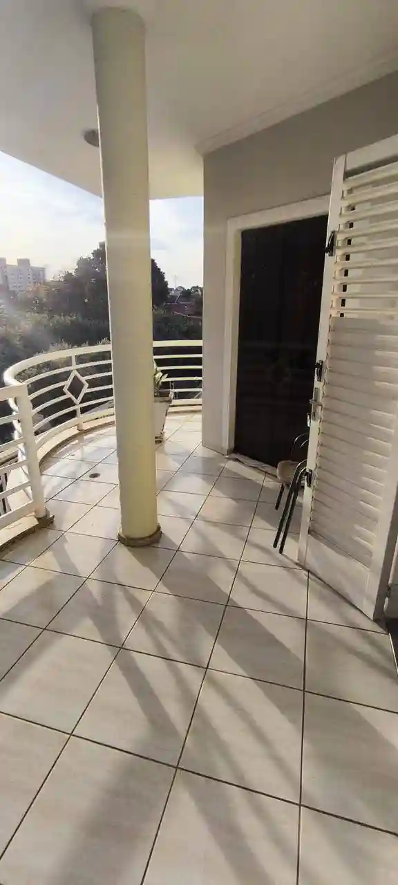 Casa com 3 quartos à venda, 420m² — foto 13 de 23