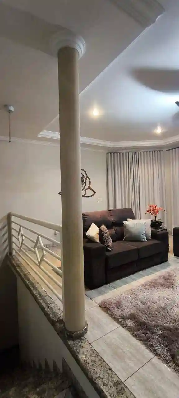 Casa com 3 quartos à venda, 420m² — foto 19 de 23