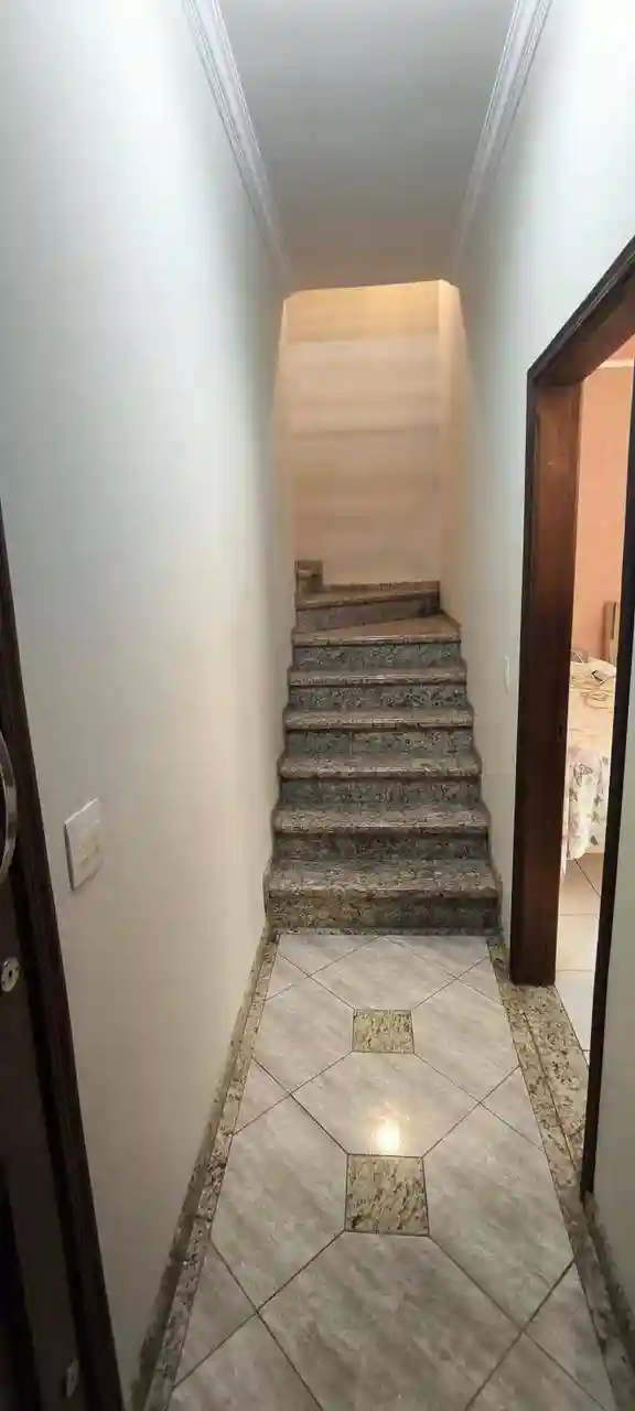 Casa com 3 quartos à venda, 420m² — foto 18 de 23