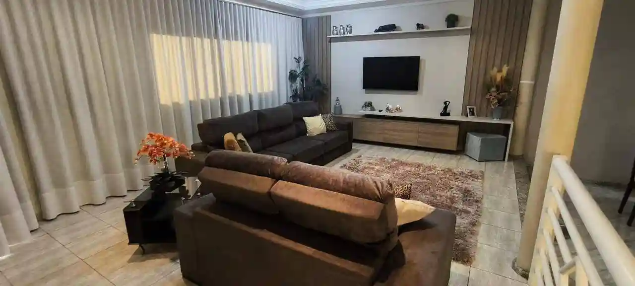 Casa com 3 quartos à venda, 420m² — foto 15 de 23