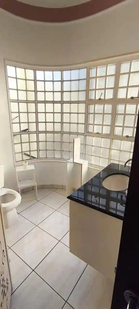 Casa com 3 quartos à venda, 420m² — foto 17 de 23