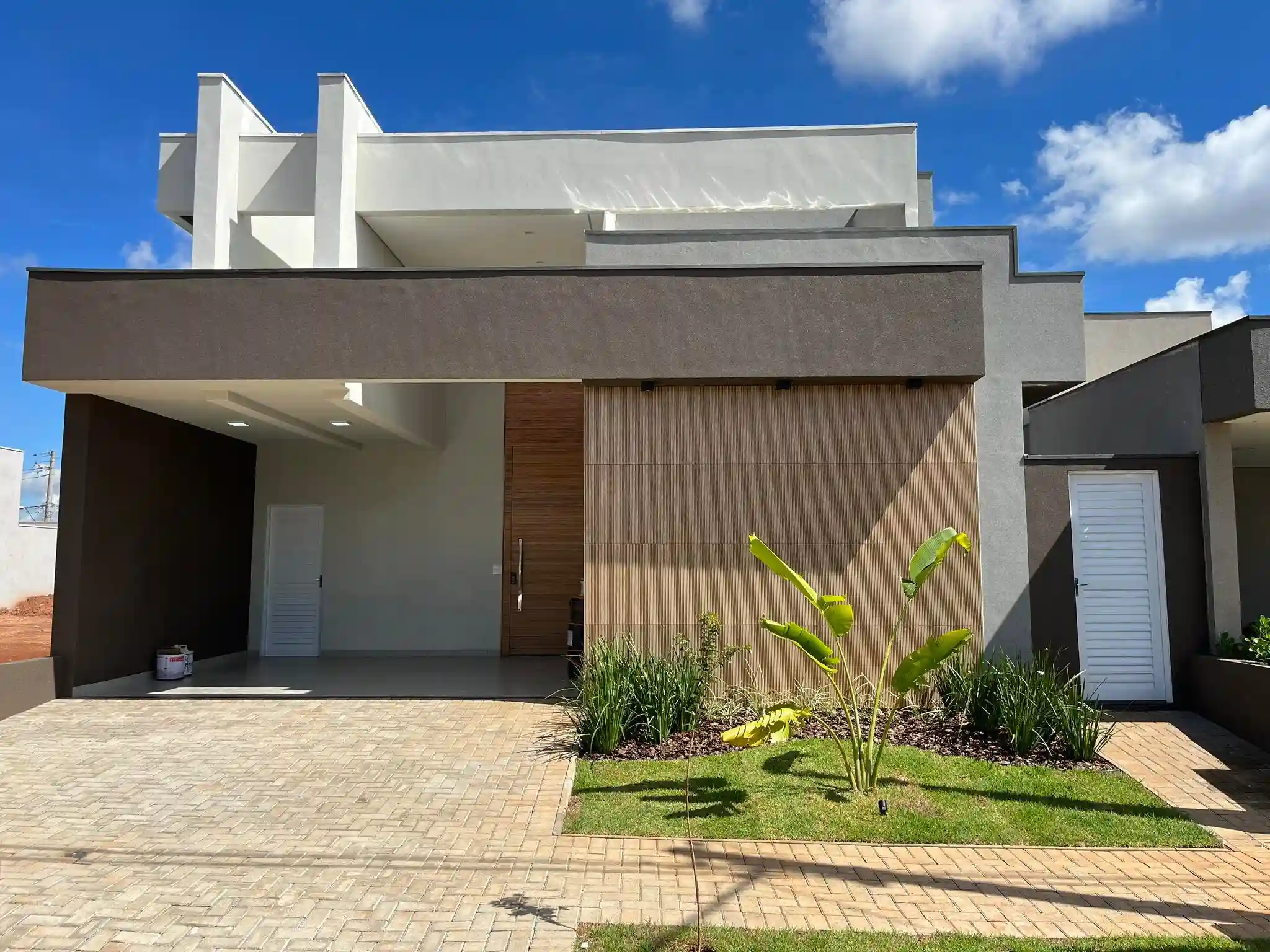 Casa de Condomínio à venda — foto 1 de 22
