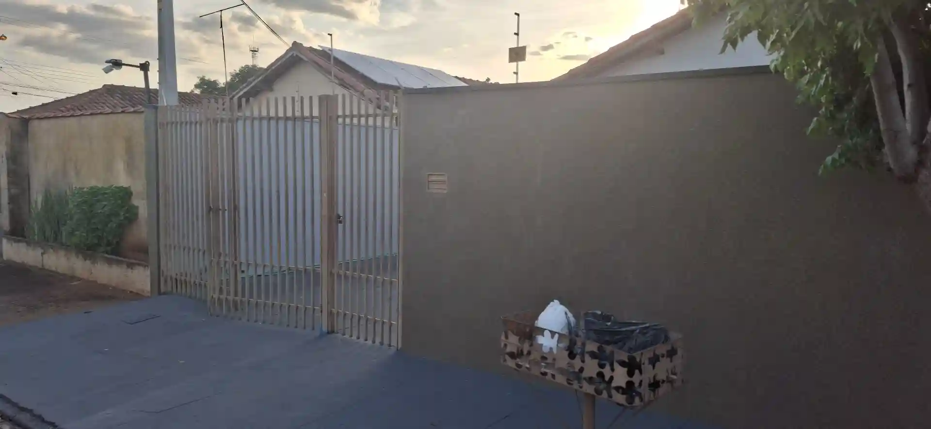 Casa com 2 quartos à venda, 110m² — foto 1 de 16