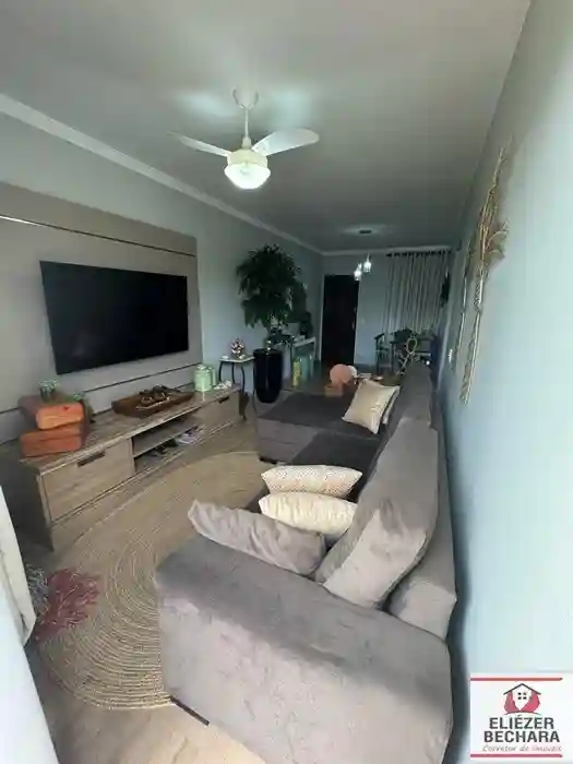 Apartamento com 2 quartos à venda, 70m² — foto 2 de 14