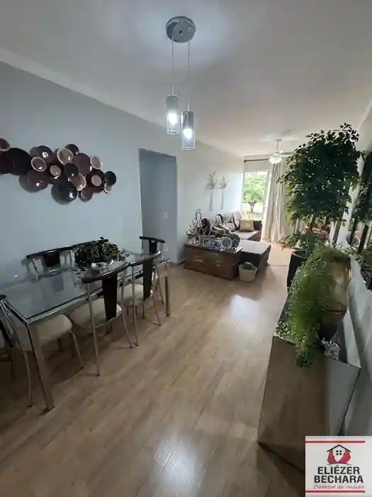 Apartamento com 2 quartos à venda, 70m² — foto 1 de 14