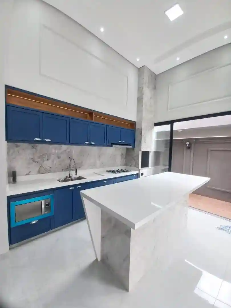 Casa de Condomínio com 3 quartos à venda, 253m² — foto 12 de 17