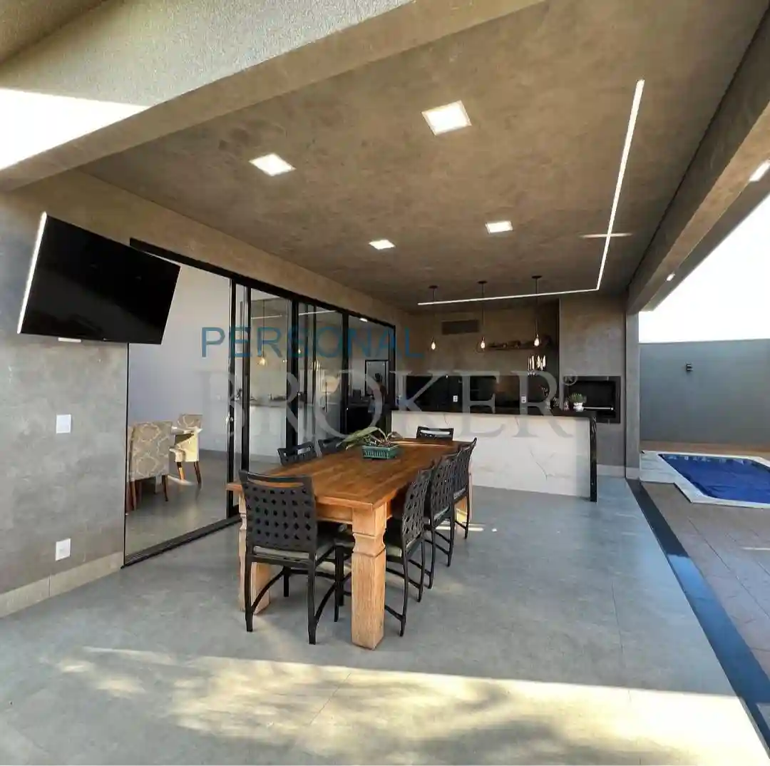 Casa de Condomínio com 3 quartos à venda, 210m² — foto 3 de 9