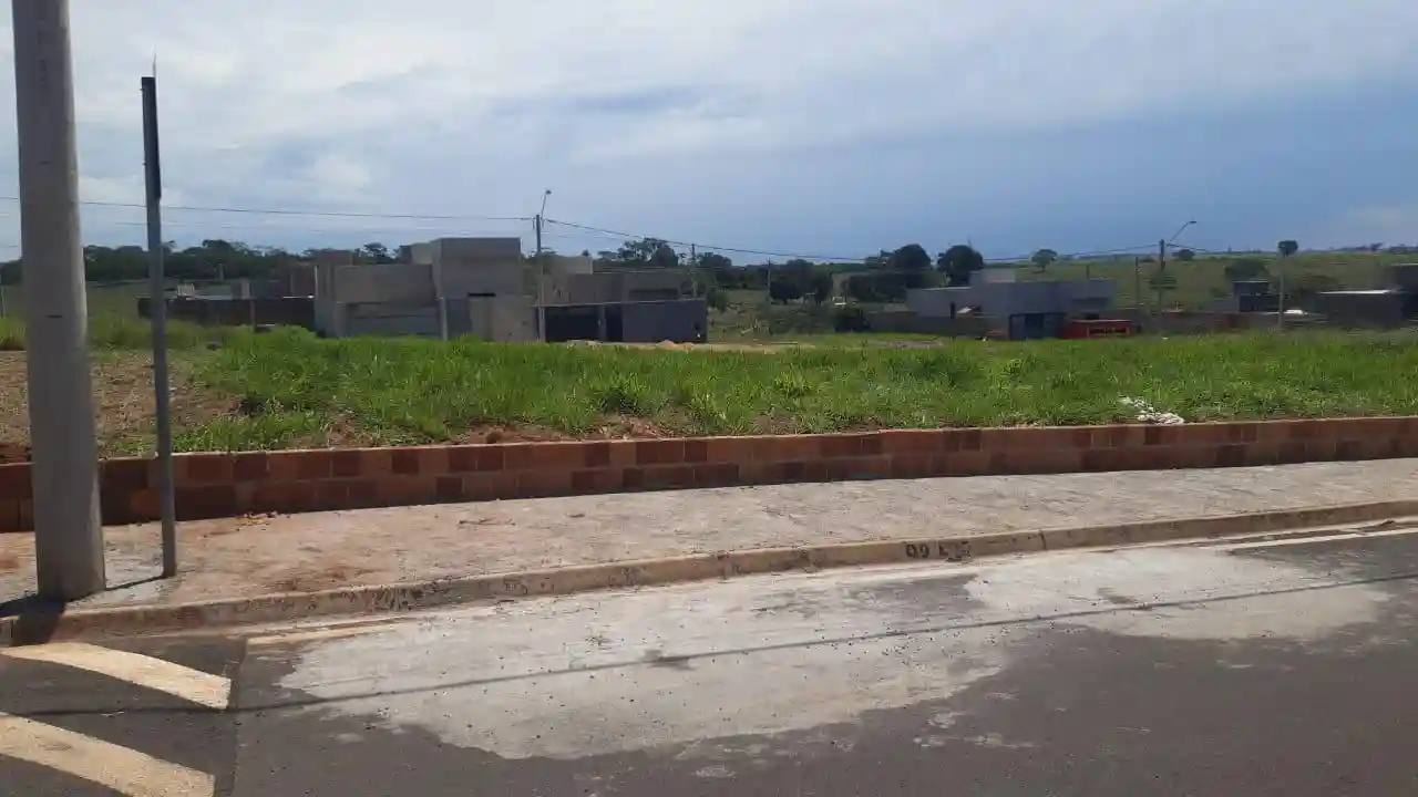 Terreno / Lote / Condomínio  à venda, 200m² — foto 15 de 17