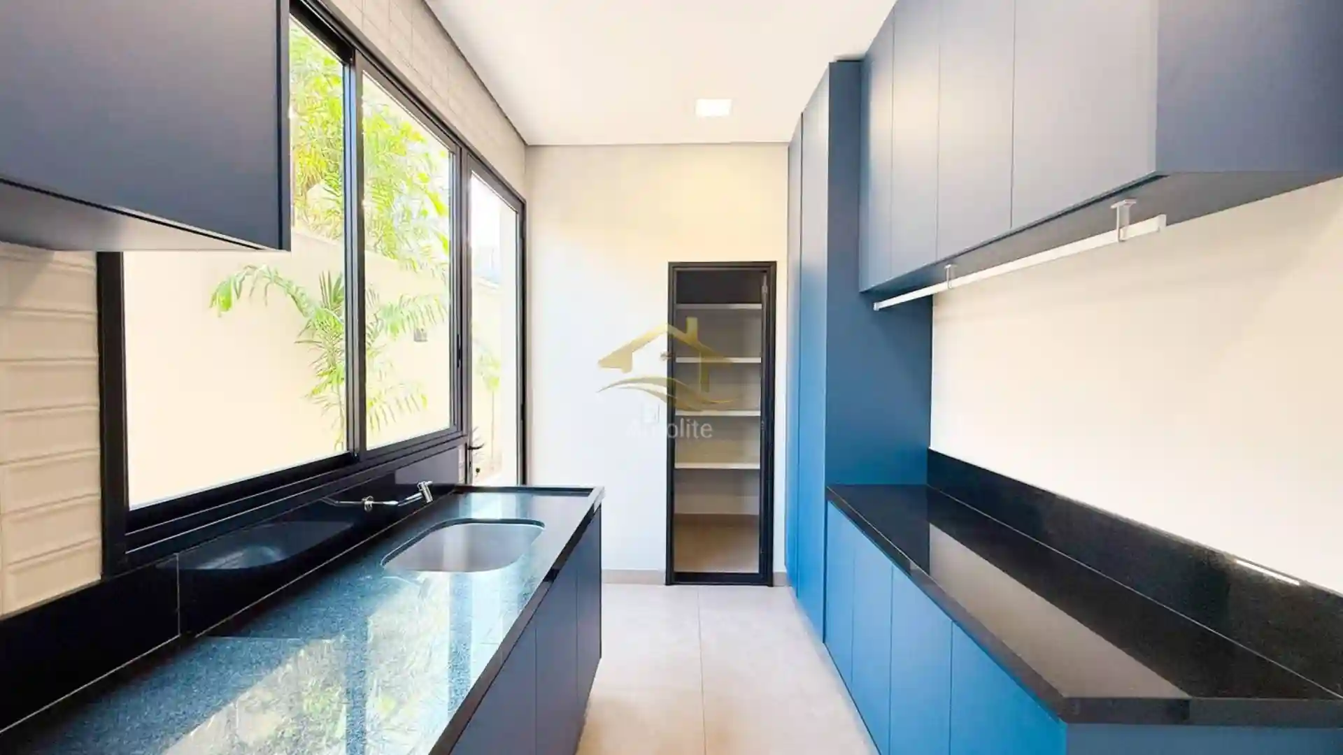 Casa de Condomínio com 3 quartos à venda, 272m² — foto 32 de 34