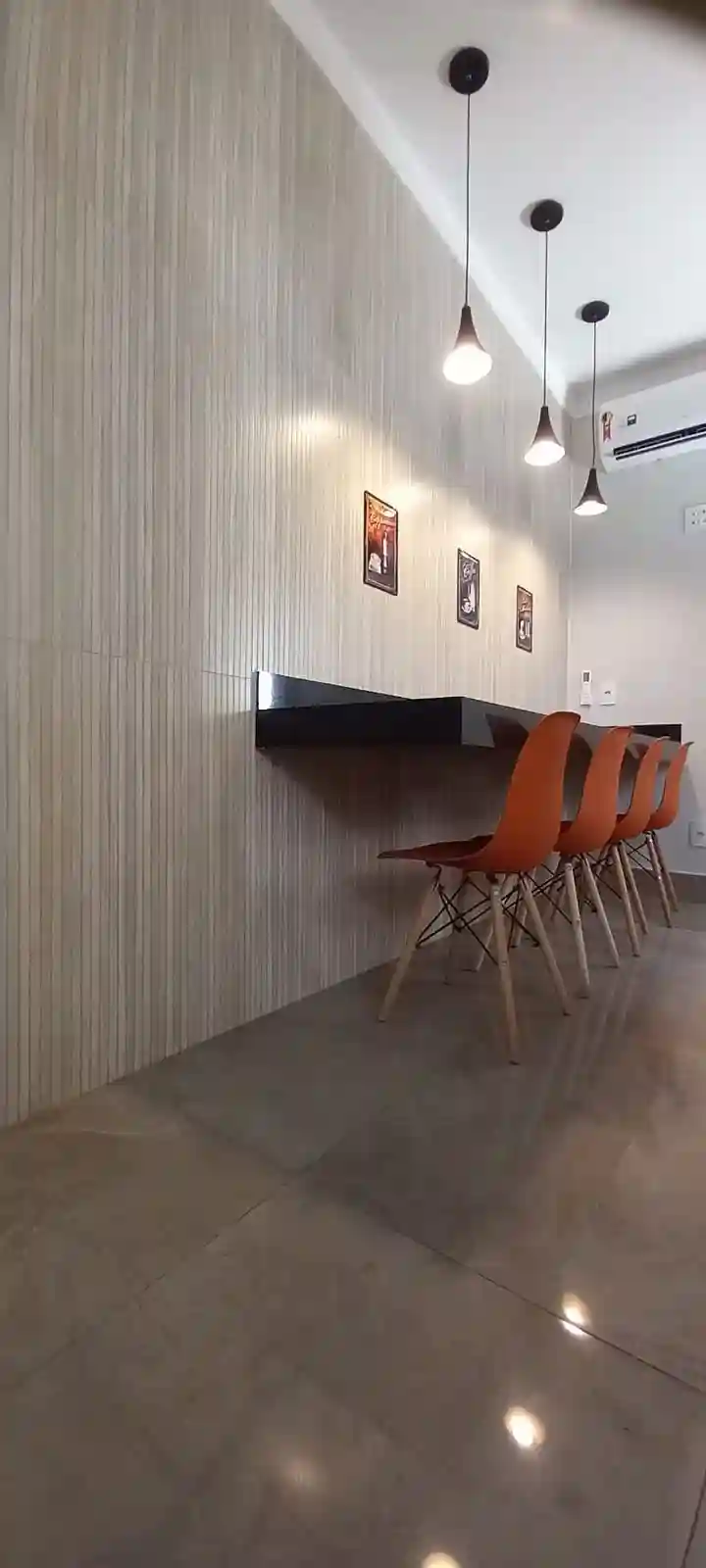 Casa com 3 quartos à venda, 220m² — foto 25 de 34