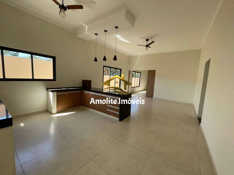 Casa de Condomínio com 4 quartos à venda, 300m² — foto 6 de 38
