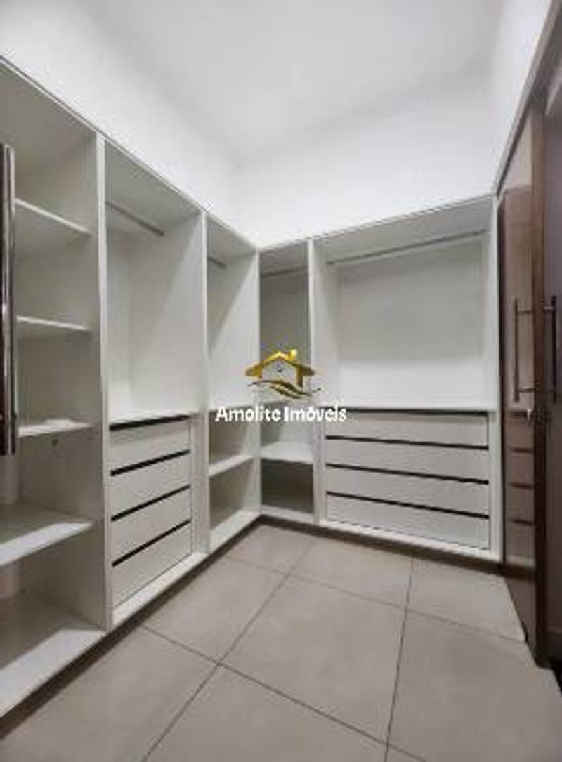 Casa de Condomínio com 4 quartos à venda, 300m² — foto 28 de 38
