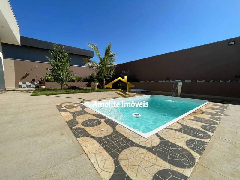 Casa de Condomínio com 4 quartos à venda, 300m² — foto 20 de 38