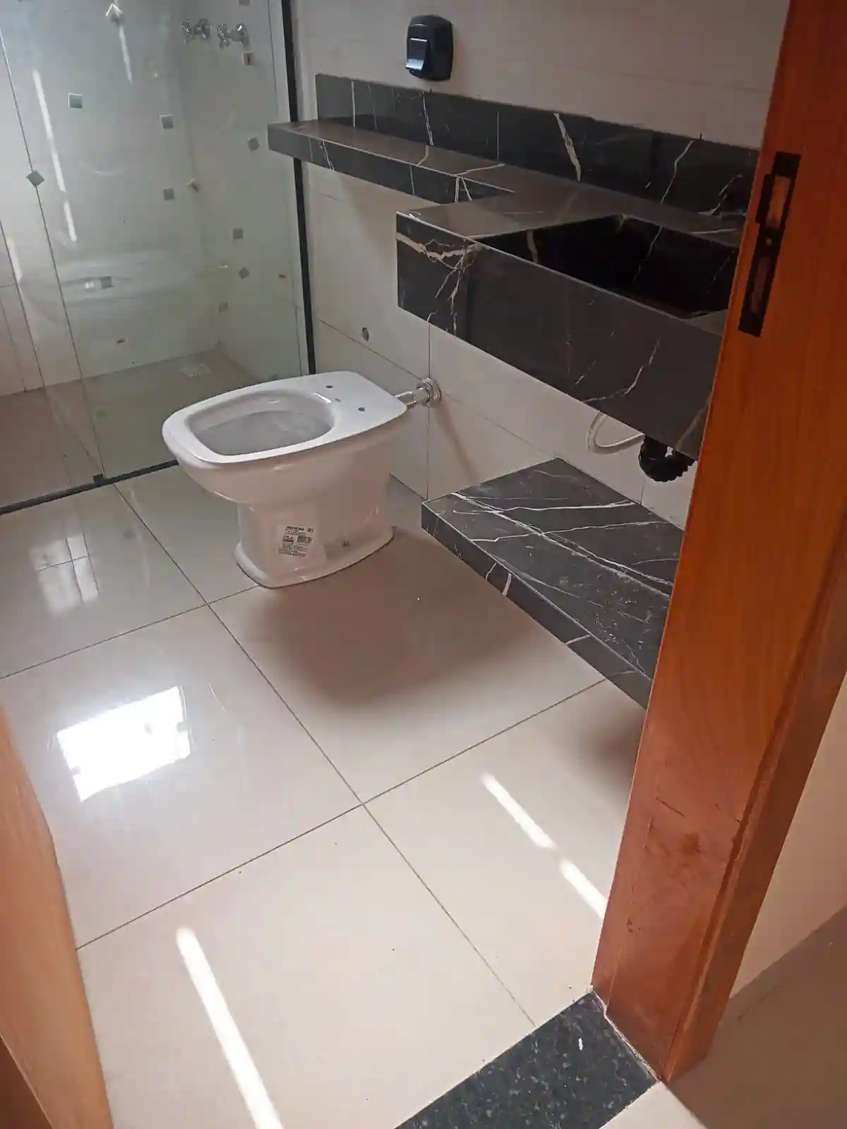 Casa com 3 quartos à venda, 10m² — foto 13 de 13