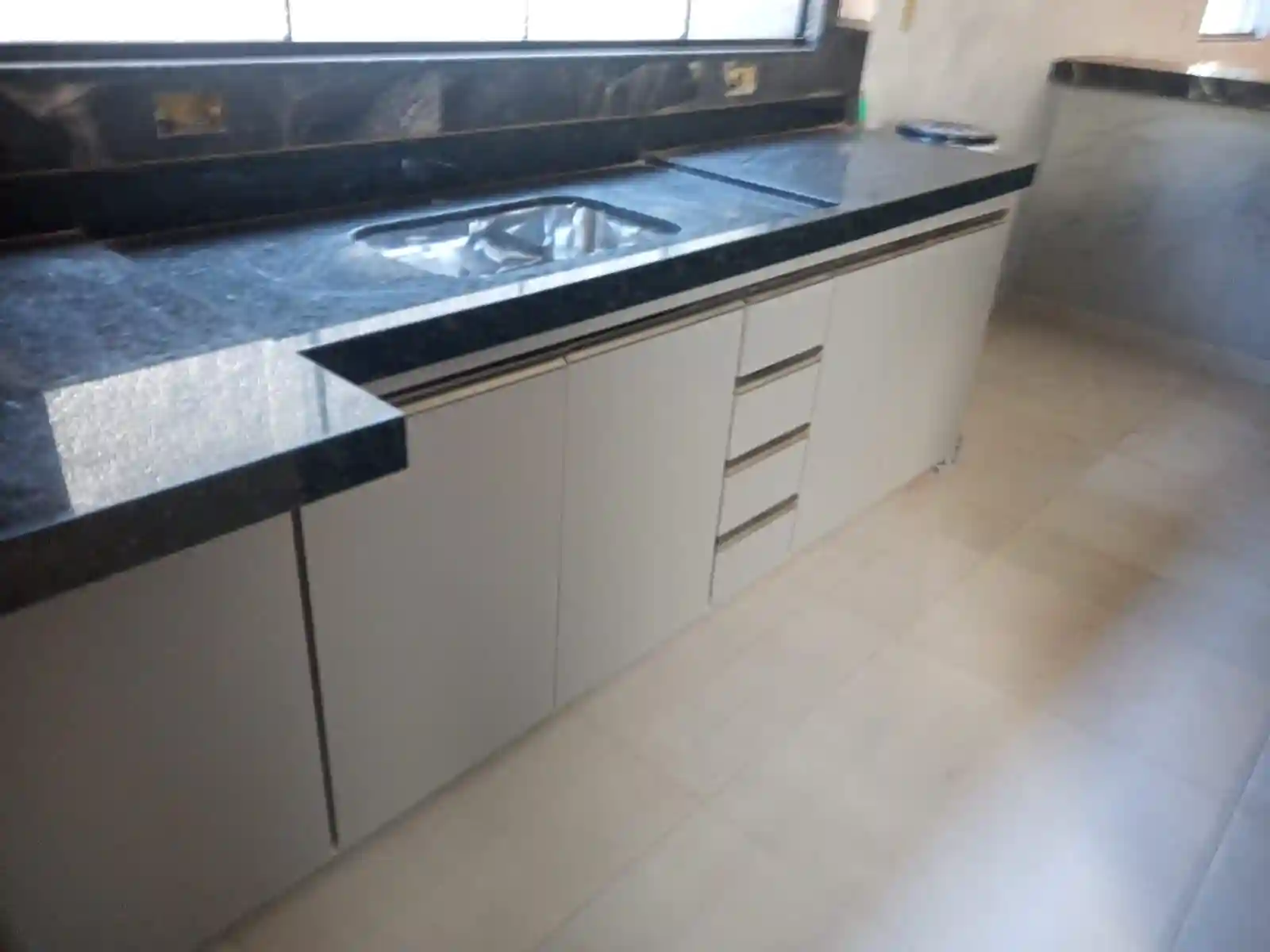 Casa com 3 quartos à venda, 10m² — foto 7 de 13