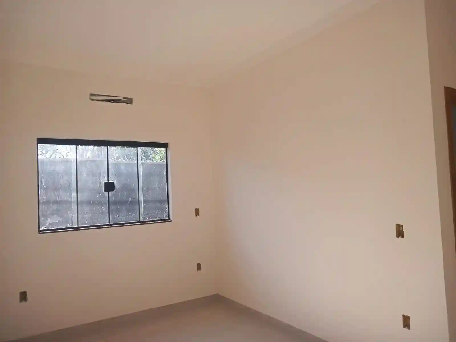 Casa com 3 quartos à venda, 10m² — foto 4 de 13