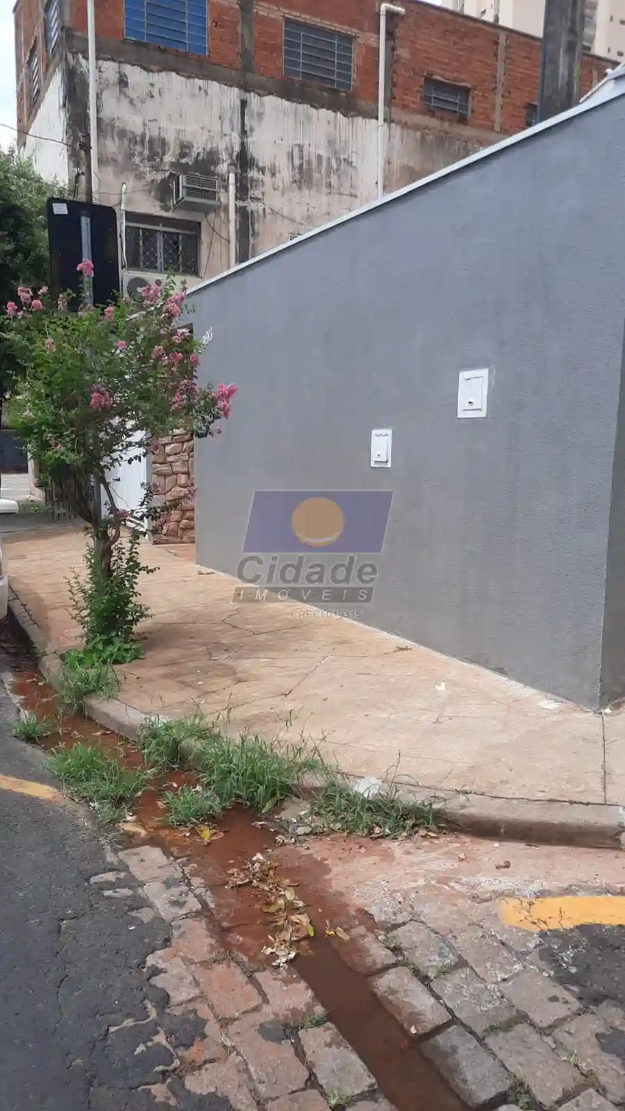 Casa com 3 quartos à venda, 220m² — foto 7 de 9