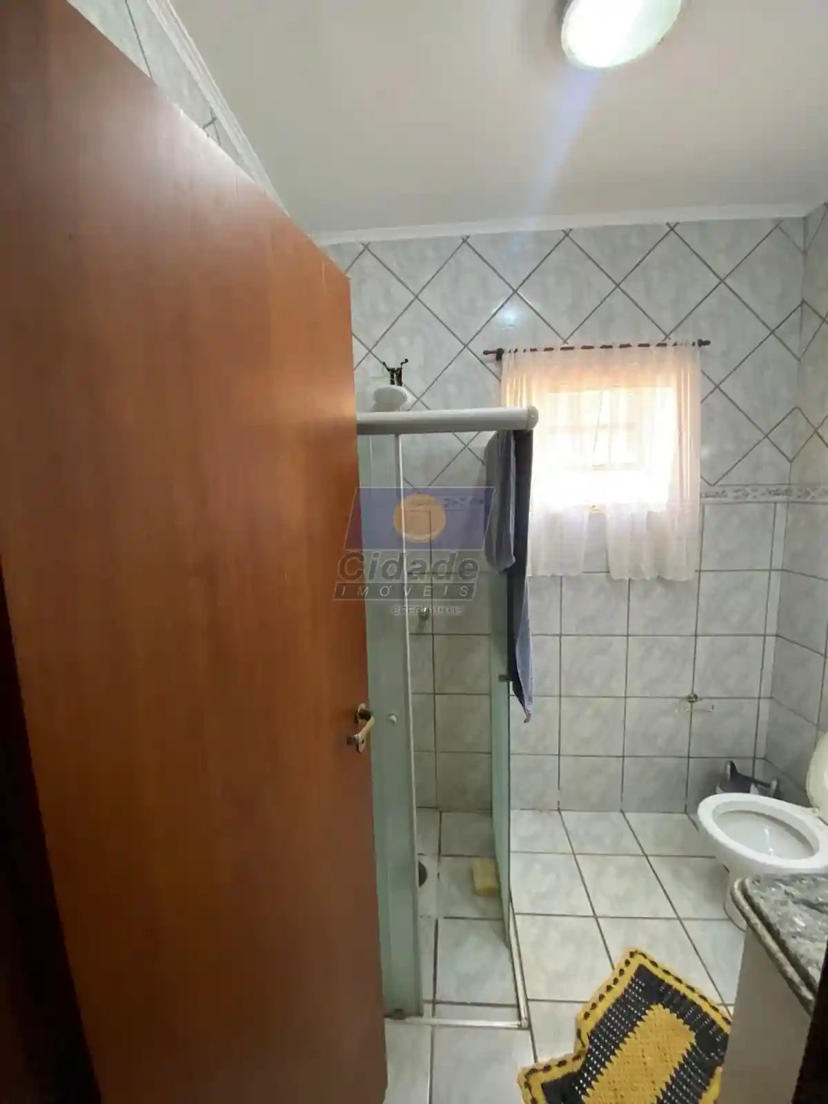 Casa com 3 quartos à venda, 220m² — foto 6 de 9