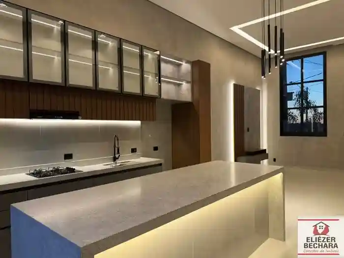 Casa com 3 quartos à venda, 130m² — foto 8 de 8