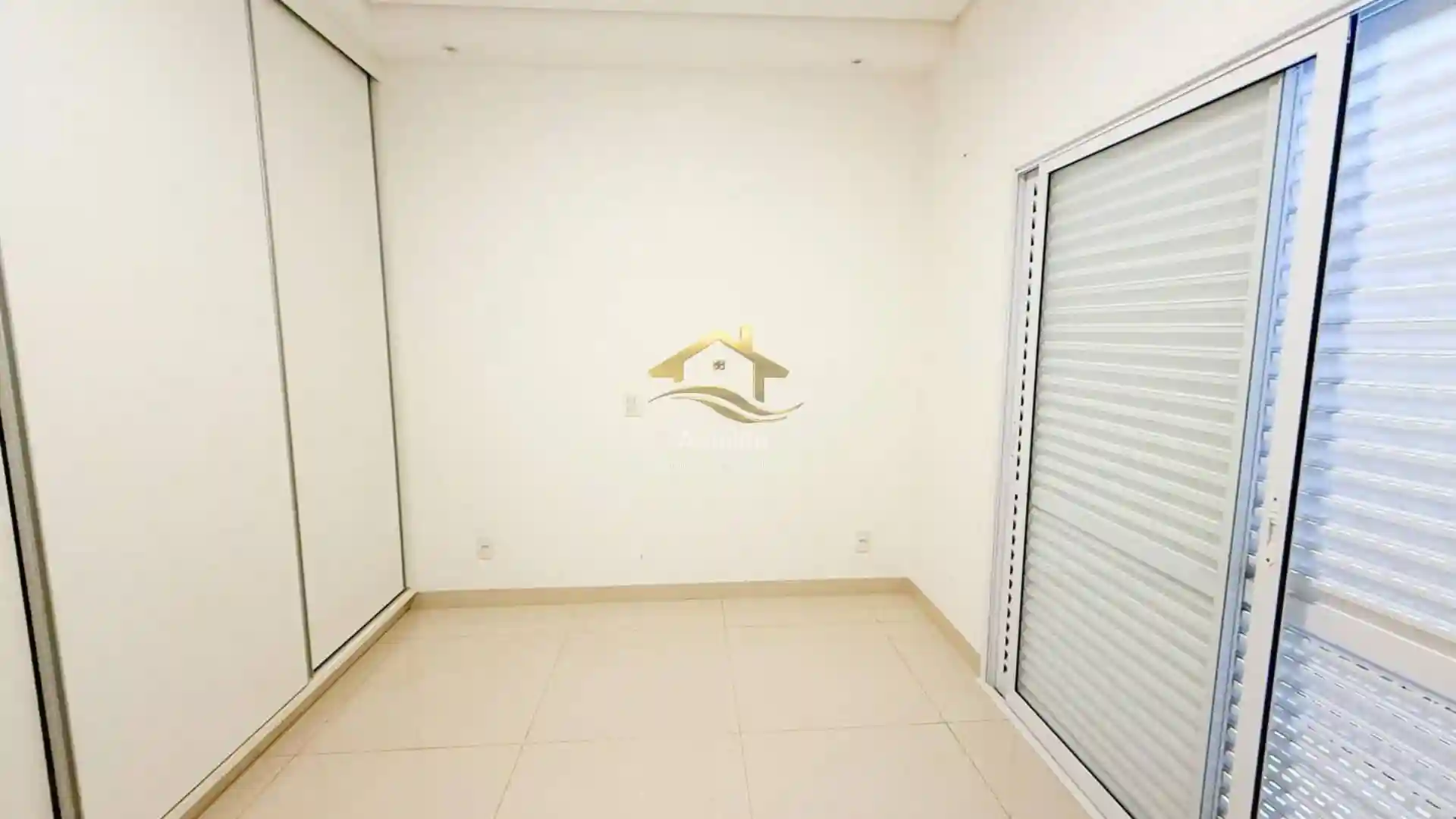 Casa de Condomínio com 3 quartos à venda, 370m² — foto 18 de 22