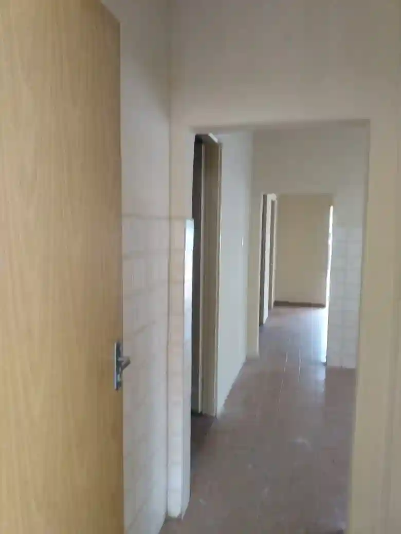 Casa com 3 quartos à venda, 222m² — foto 7 de 7