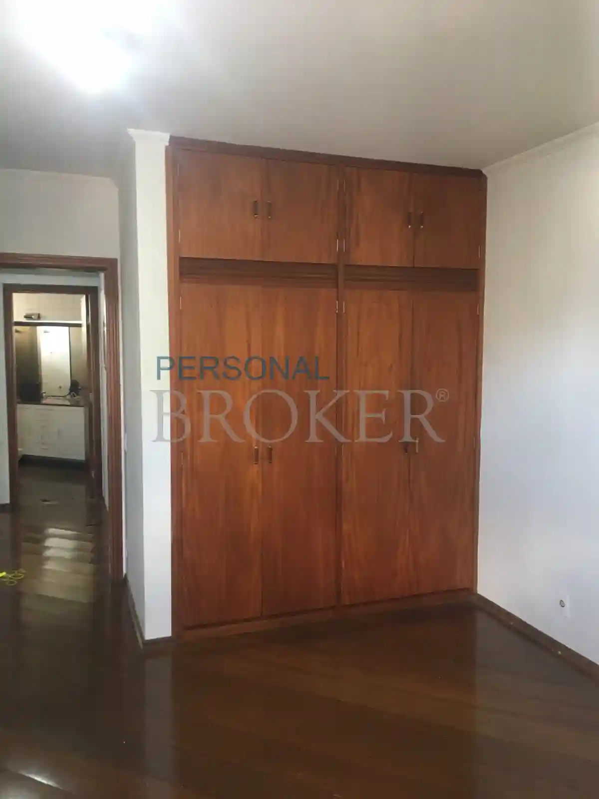 Apartamento com 4 quartos para aluguel, 300m² — foto 10 de 12