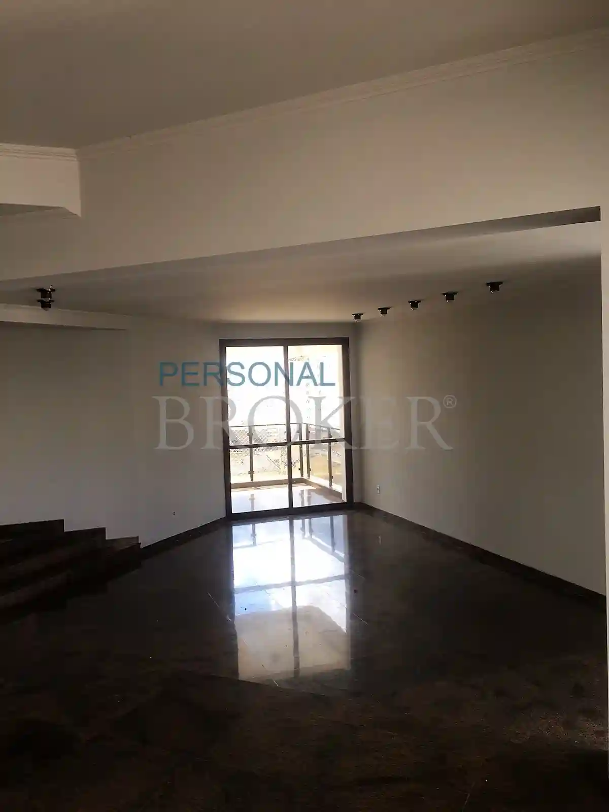 Apartamento com 4 quartos para aluguel, 300m² — foto 12 de 12