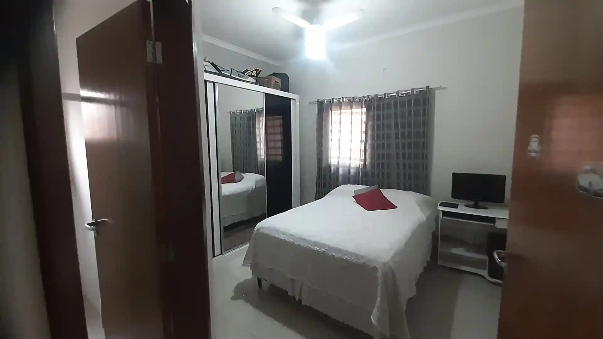 Casa de Condomínio com 4 quartos à venda, 365m² — foto 16 de 18