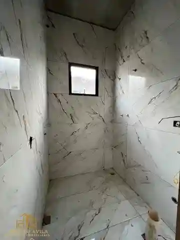 Casa de Condomínio com 3 quartos à venda, 180m² — foto 3 de 8