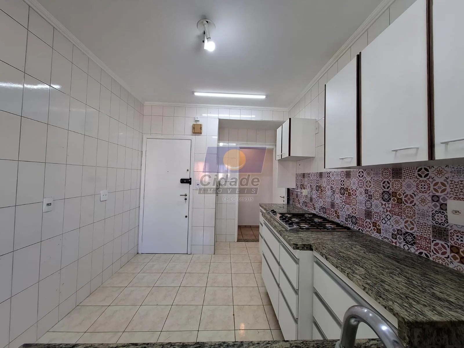 Apartamento com 3 quartos para aluguel, 125m² — foto 8 de 15