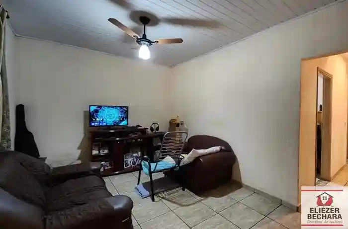 Casa com 3 quartos à venda, 111m² — foto 1 de 10