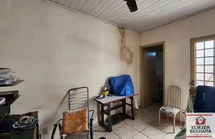Casa com 3 quartos à venda, 111m² — foto 2 de 10