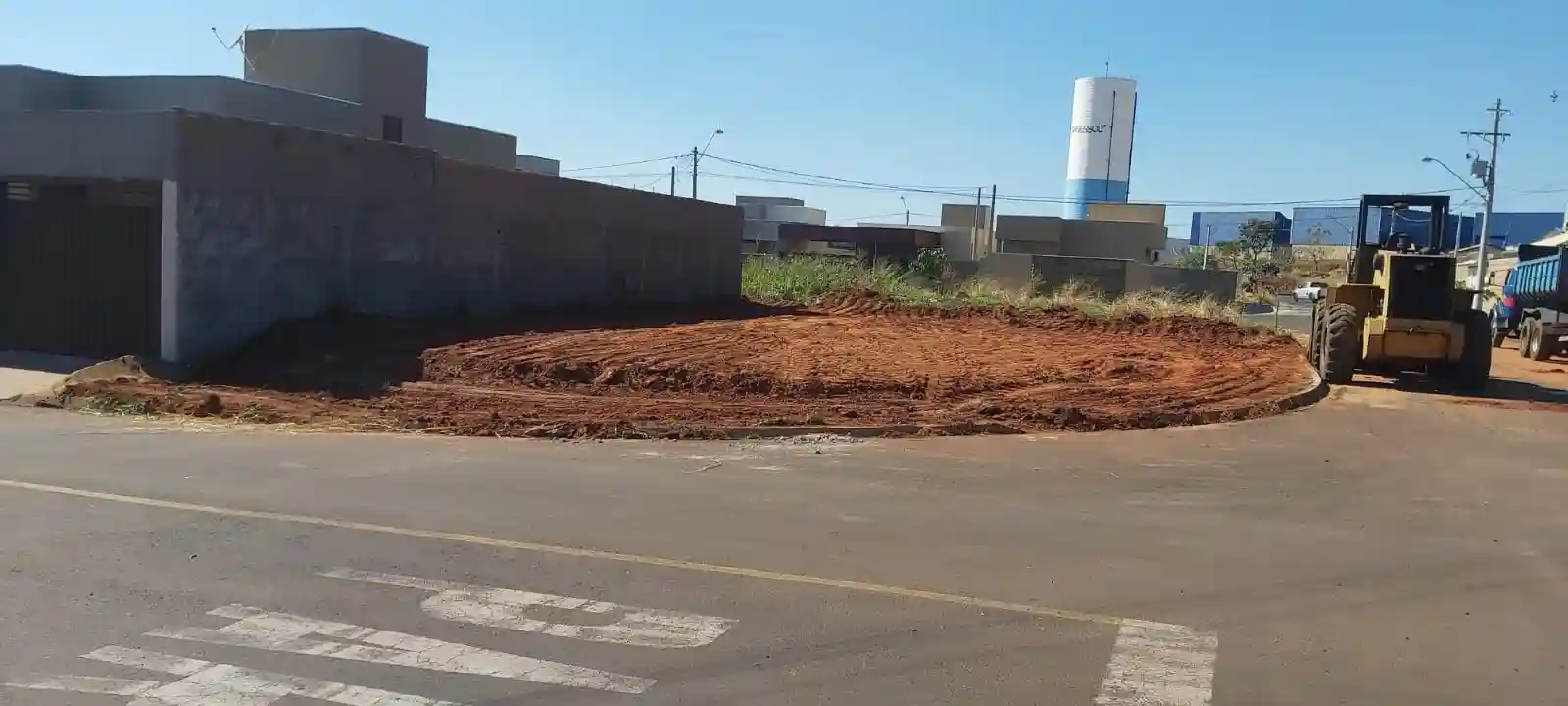 Terreno / Lote / Condomínio à venda — foto 2 de 4