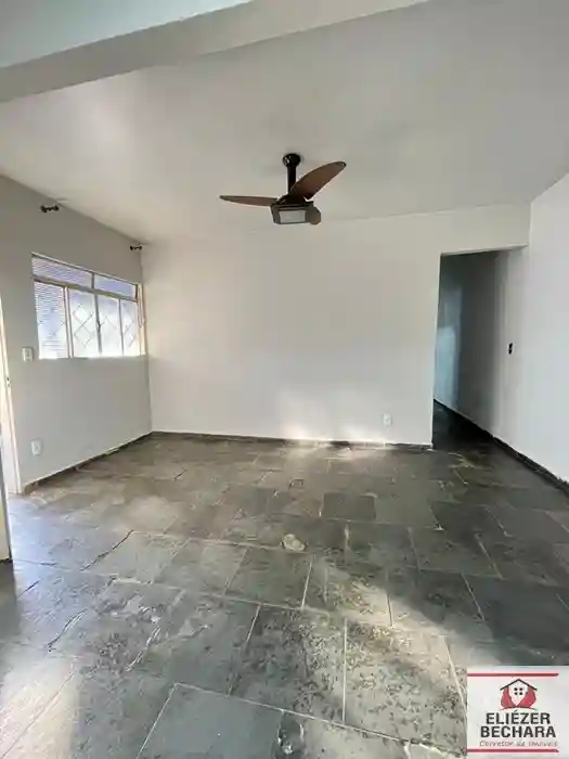 Casa com 2 quartos à venda, 80m² — foto 1 de 10