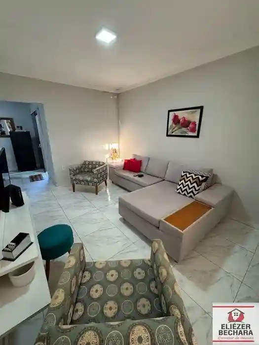 Casa com 3 quartos à venda, 130m² — foto 1 de 18