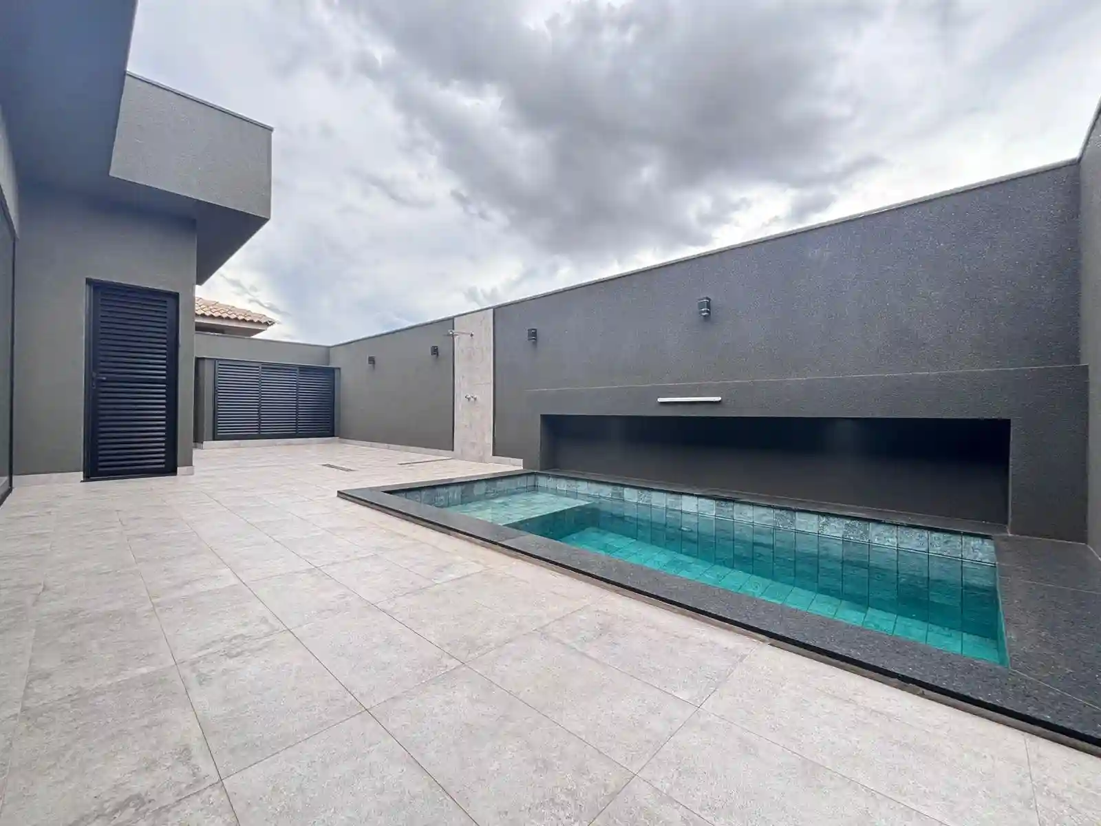 Casa de Condomínio com 3 quartos à venda, 360m² — foto 41 de 42