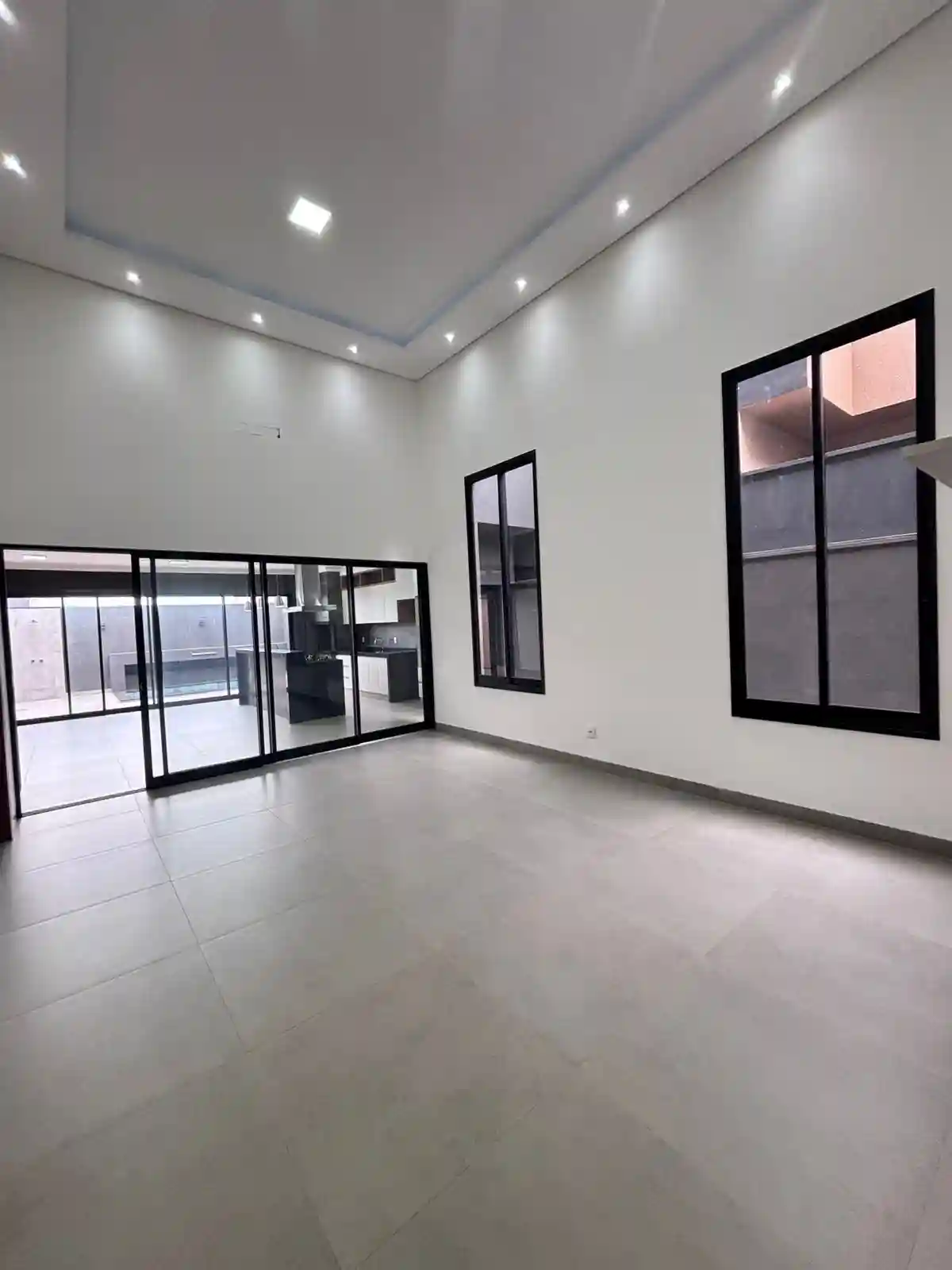 Casa de Condomínio com 3 quartos à venda, 360m² — foto 12 de 42
