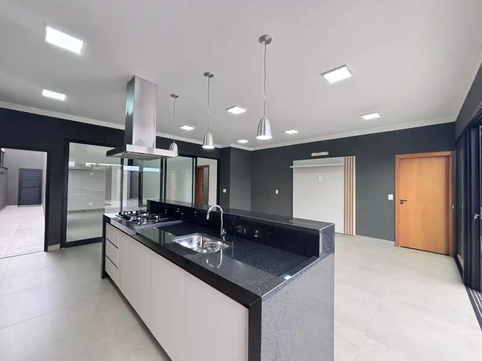 Casa de Condomínio com 3 quartos à venda, 360m² — foto 7 de 42