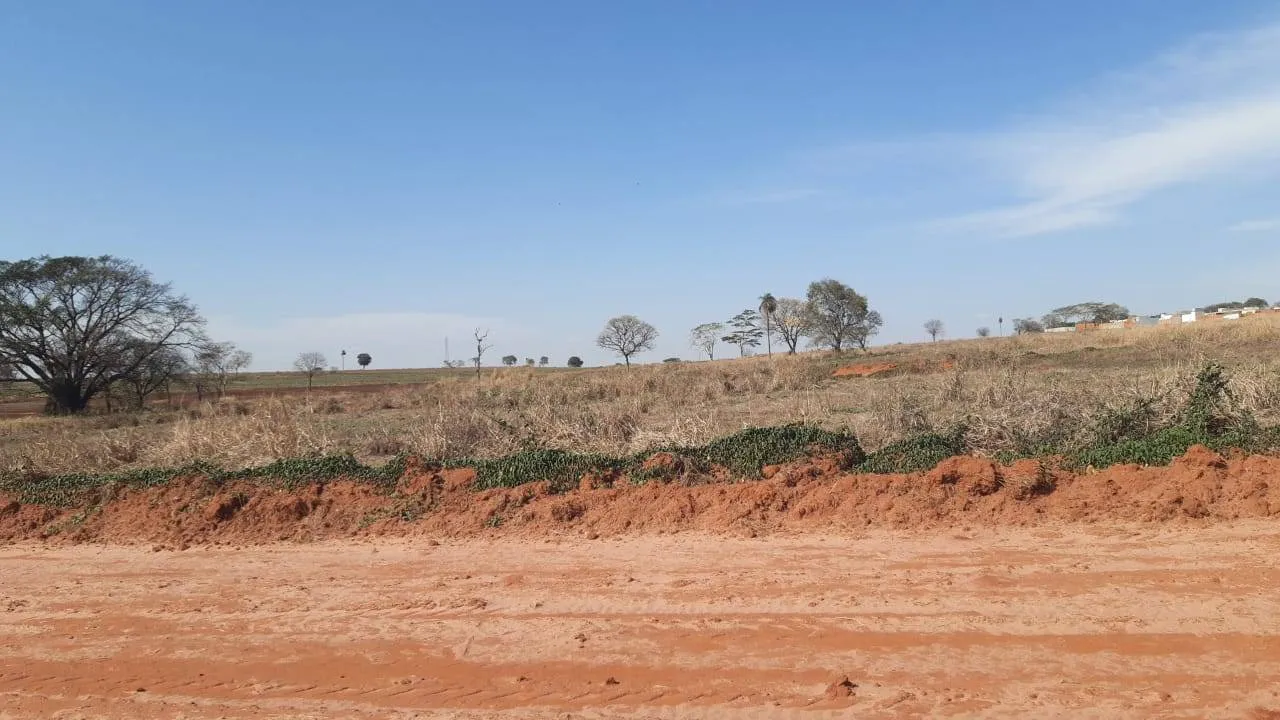 Terreno / Lote / Condomínio à venda, 201m² — foto 3 de 7