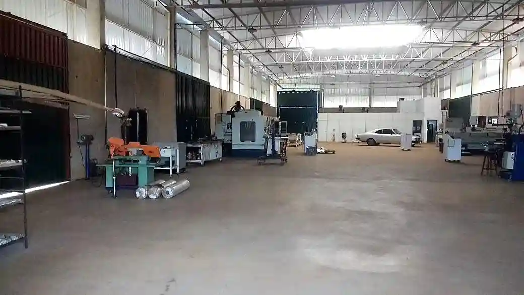 Galpão / Depósito / Armazém  para aluguel, 1000m² — foto 5 de 10